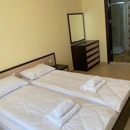 נסבר 3 Room Family Apartment With Pool View מראה חיצוני תמונה